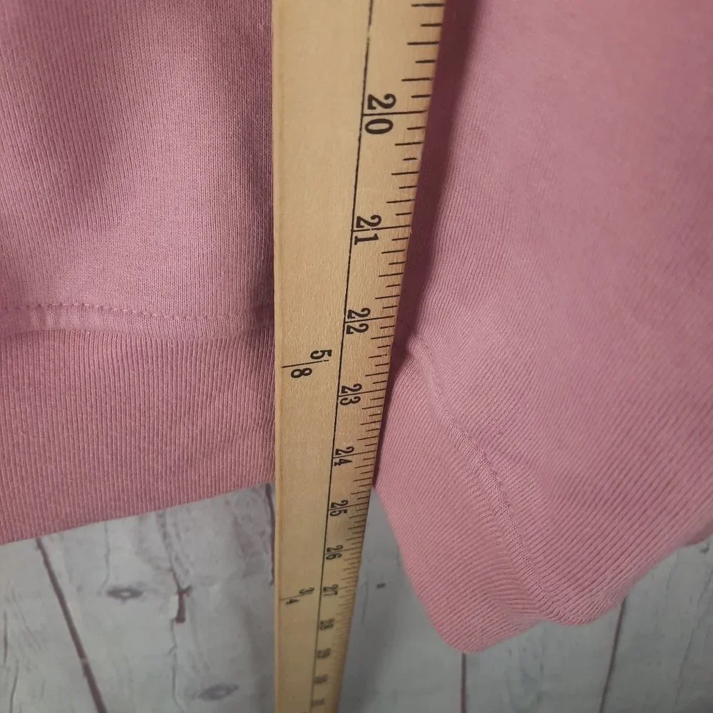 Vintage Hasting & Smith Pink Christmas Embroidered Sweatshirt - Picture 6 of 13